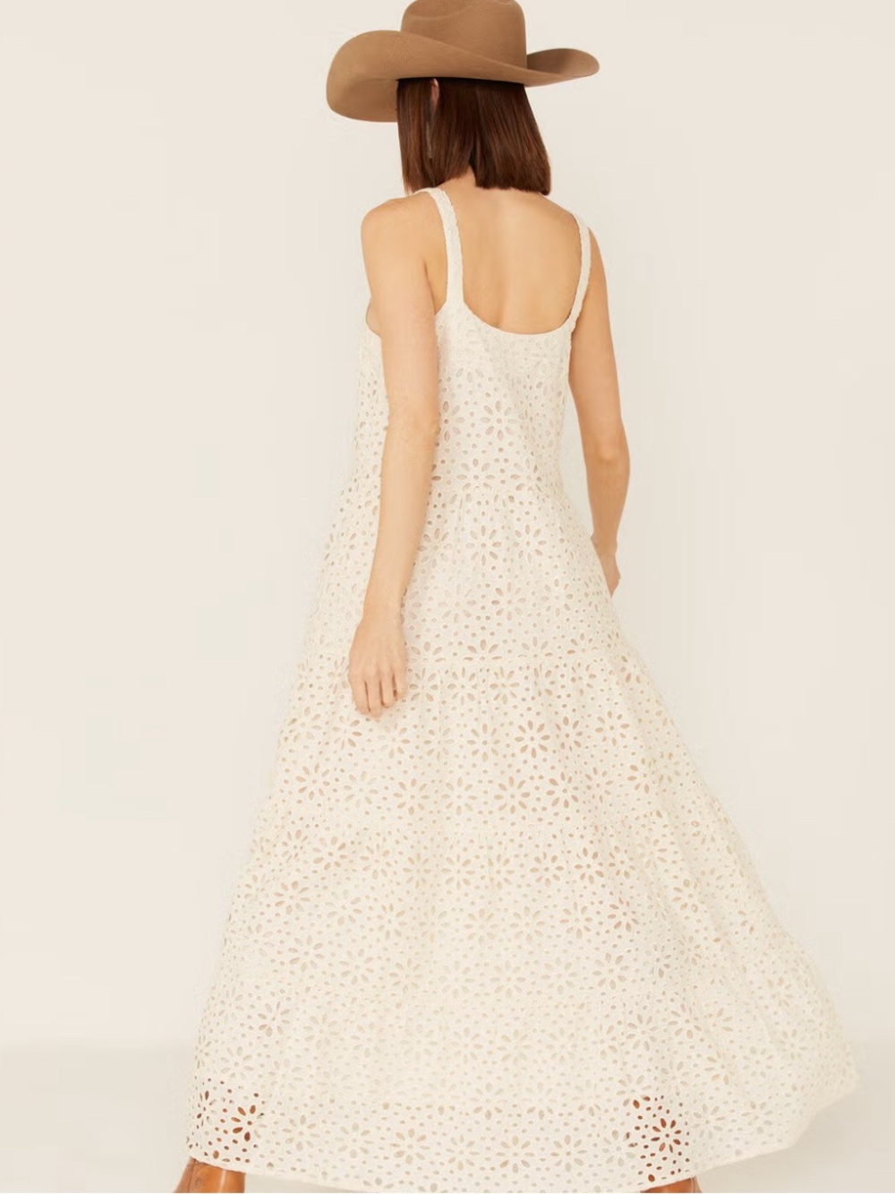 Flower Power Eyelet Lace Maxi
Jen's Pirate Booty
NWOT
Color- Ivory